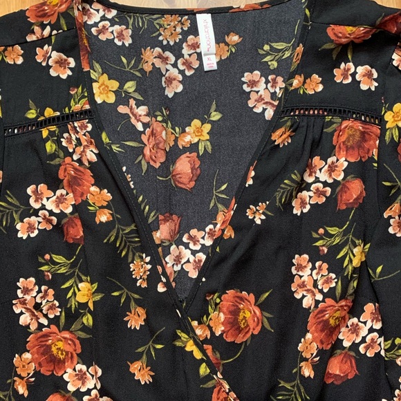 Xhilaration Black Floral Dress, Size XL - Picture 2 of 2